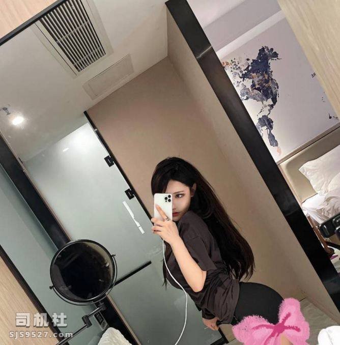 图片[5]-抖音55W粉丝反差婊【DJMILK】4p视频流出（磁力） - 玉喵库 小众精品资源-玉喵库 小众精品资源